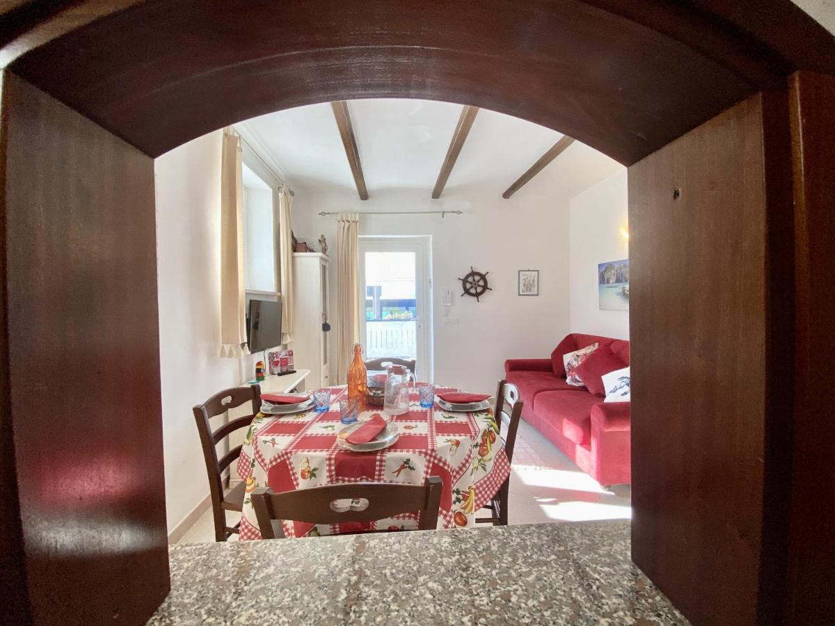 Holidaycasa Mike - Con Terrazzo Vista Mare スペルロンガ エクステリア 写真